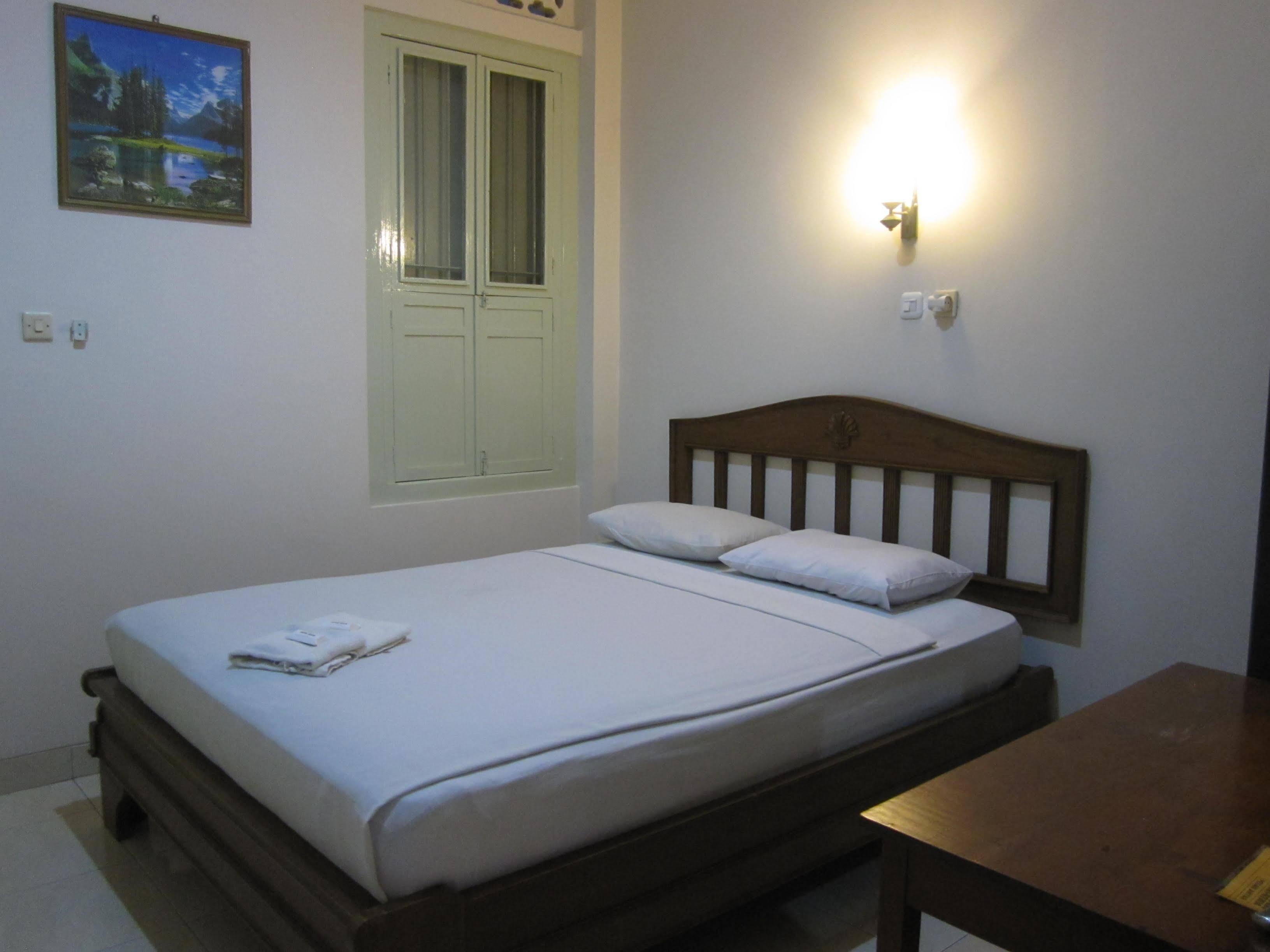 Hotel Besar Purwokerto Extérieur photo