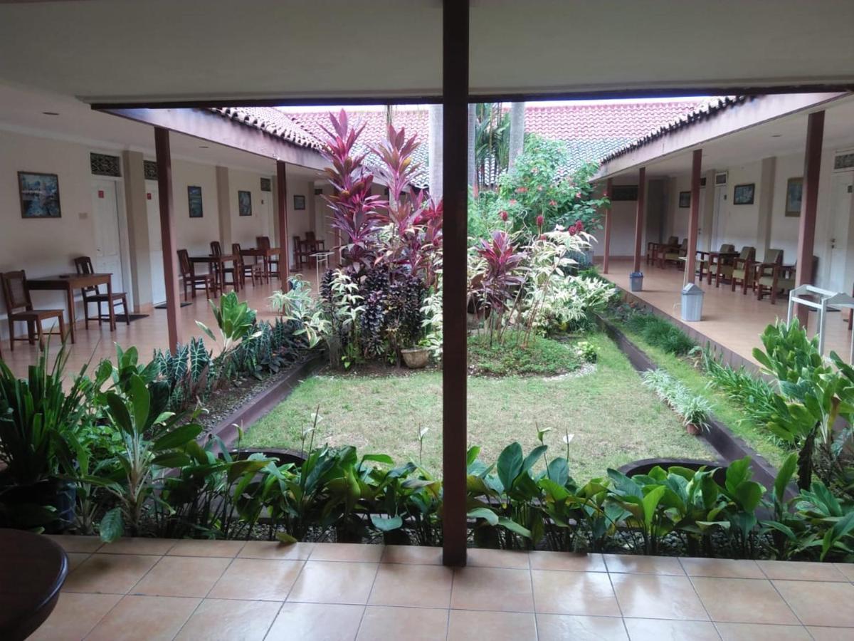 Hotel Besar Purwokerto Extérieur photo