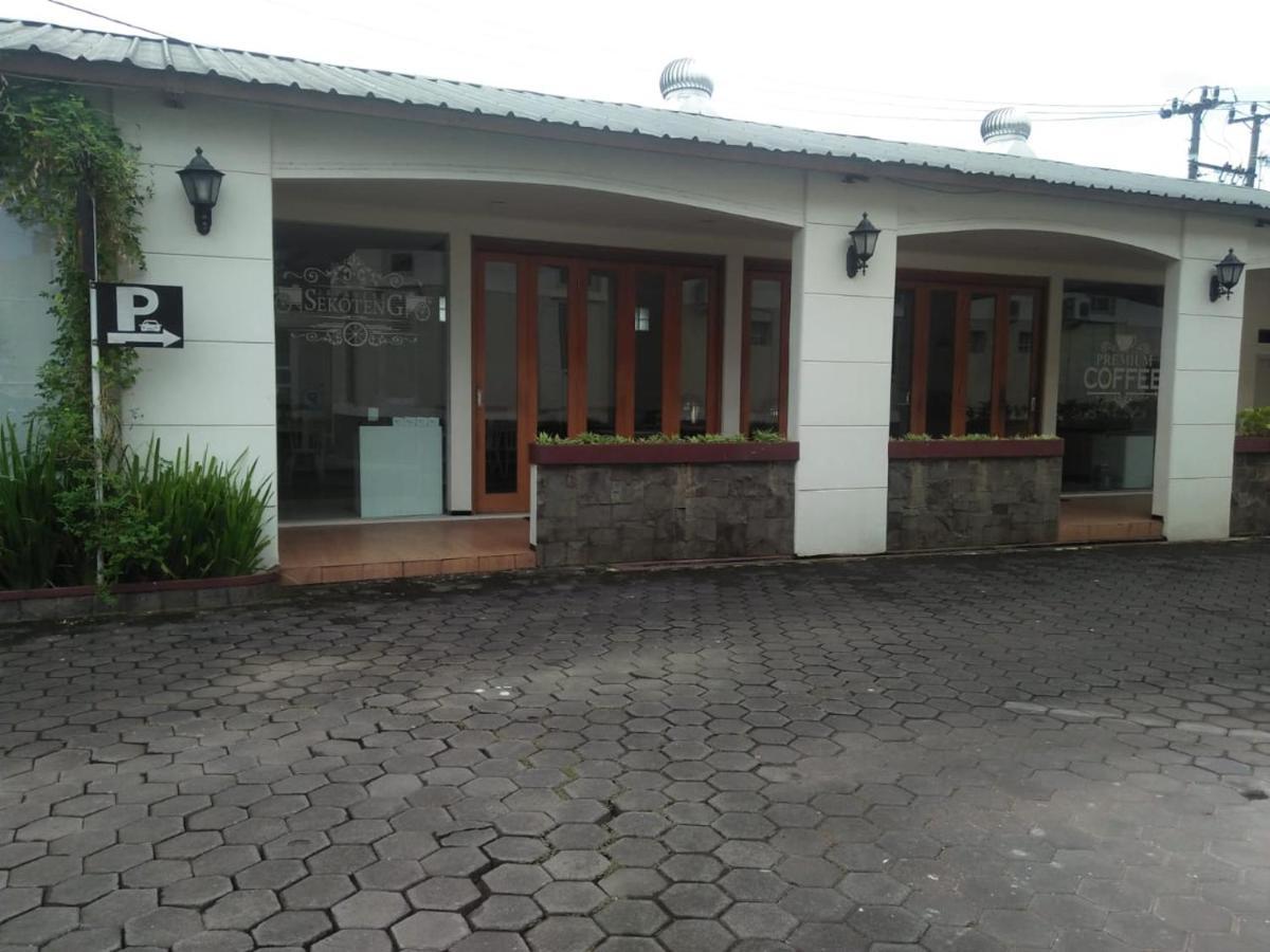 Hotel Besar Purwokerto Extérieur photo