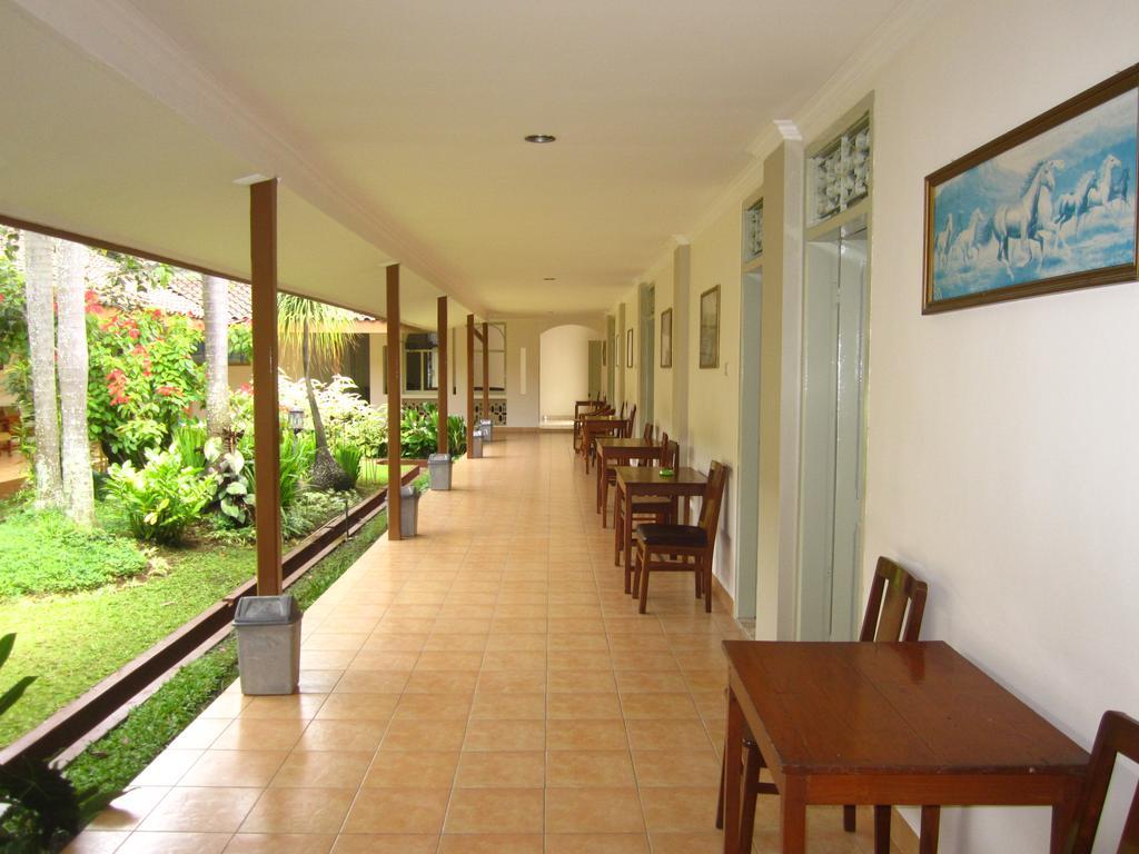 Hotel Besar Purwokerto Extérieur photo